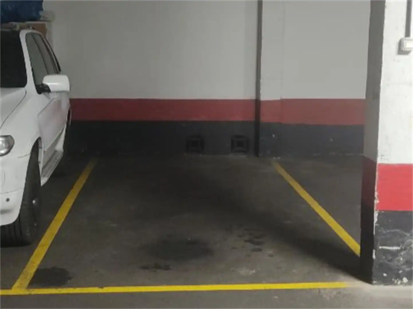 Garatge en venda a Calle Tulipanes, 20, HUCA - La Cadellada