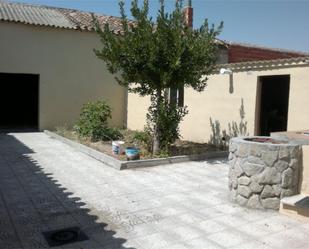 Exterior view of Single-family semi-detached to rent in Gotarrendura  with Heating, Private garden and Storage room