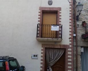 Vista exterior de Casa adosada en venda en Miranda de Arga amb Terrassa i Balcó