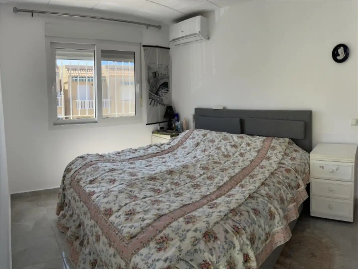 Habitación de Dúplex en venta en Torrevieja con Aire acondicionado, Terraza y Trastero