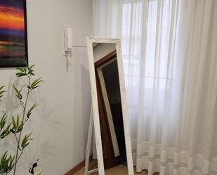 Bedroom of Flat for sale in Salamanca Capital  with Air Conditioner and Balcony