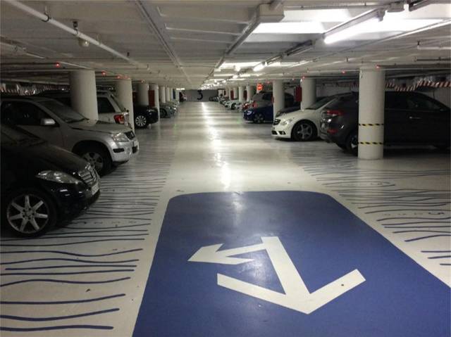 Garaje en Alquiler en Plaça de Ferran Casablancas, 4 en Sant Gervasi i la Bonanova