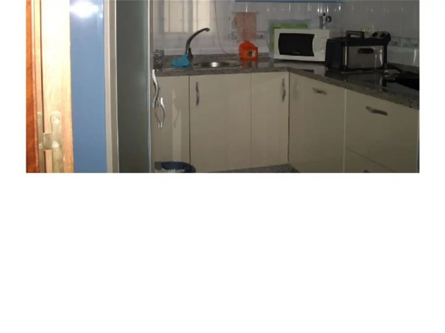 Wohnung zum Verkauf in Calle Costa del Sol, 7, Alcalá del Río Küche von Wohnung zum Verkauf in Alcalá del Río mit Klimaanlage und Balkon