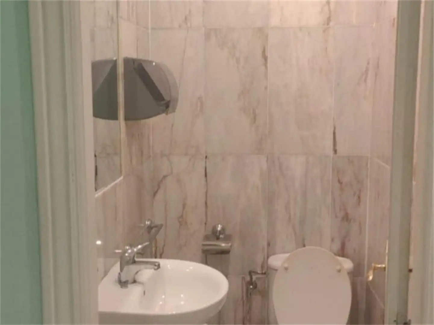 Oficina de alquiler en Calle San Atilano, 7, Casco Antiguo Baño de Oficina de alquiler en Zamora Capital