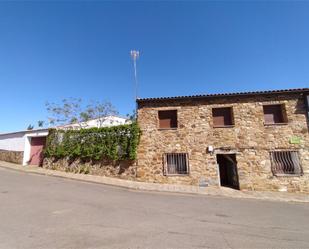 Exterior view of Single-family semi-detached for sale in Alcoba