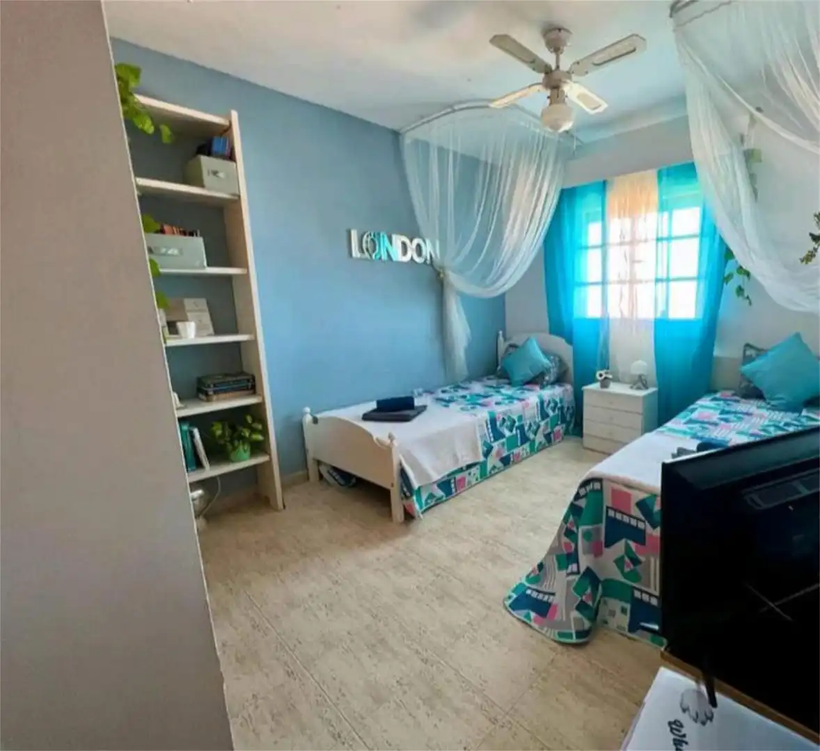 Room in Calle Ramón Matías, 37, Cuesta de la Villa Bedroom of Detached homes for share in Santa Úrsula with Air Conditioner, Private garden and Terrace