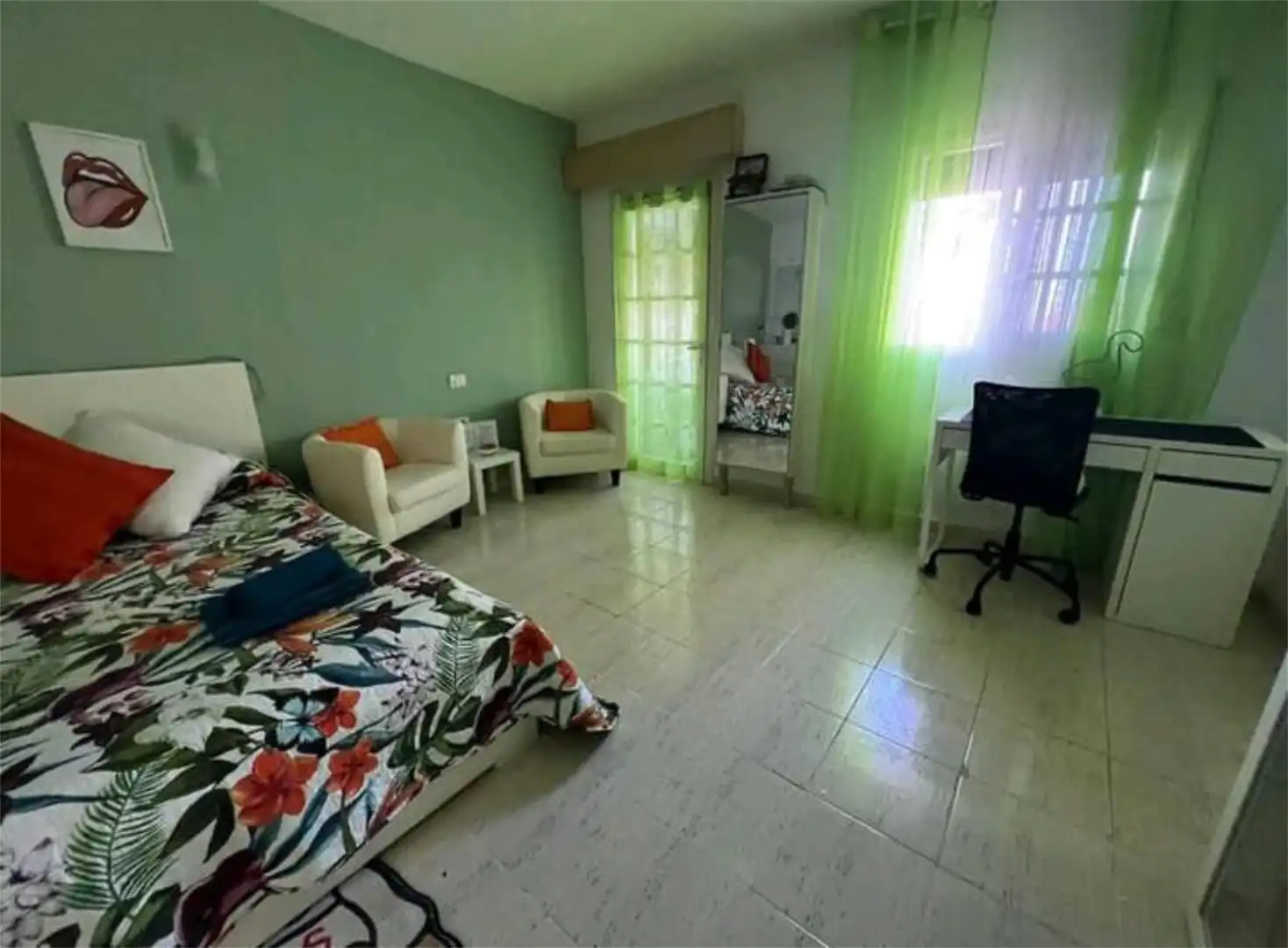 Room in Calle Ramón Matías, 37, Cuesta de la Villa Bedroom of Detached homes for share in Santa Úrsula with Air Conditioner, Private garden and Terrace
