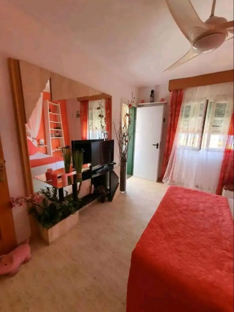 Room in Calle Ramón Matías, 37, Cuesta de la Villa Bedroom of Detached homes for share in Santa Úrsula with Air Conditioner, Private garden and Terrace