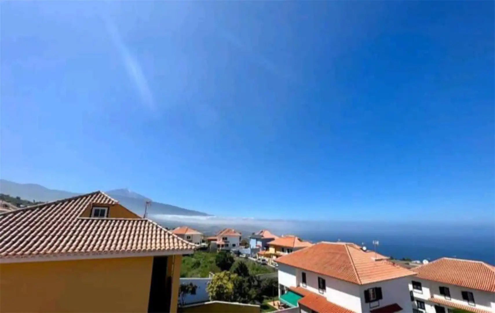 Room in Calle Ramón Matías, 37, Cuesta de la Villa Exterior view of Detached homes for share in Santa Úrsula with Air Conditioner, Private garden and Terrace