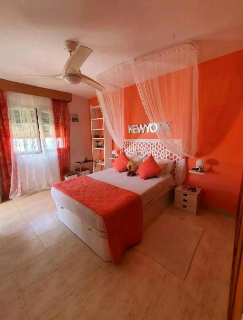 Room in Calle Ramón Matías, 37, Cuesta de la Villa Bedroom of Detached homes for share in Santa Úrsula with Air Conditioner, Private garden and Terrace