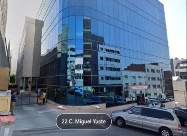 Garaje en Alquiler en Calle de Miguel Yuste, 21 en Simancas