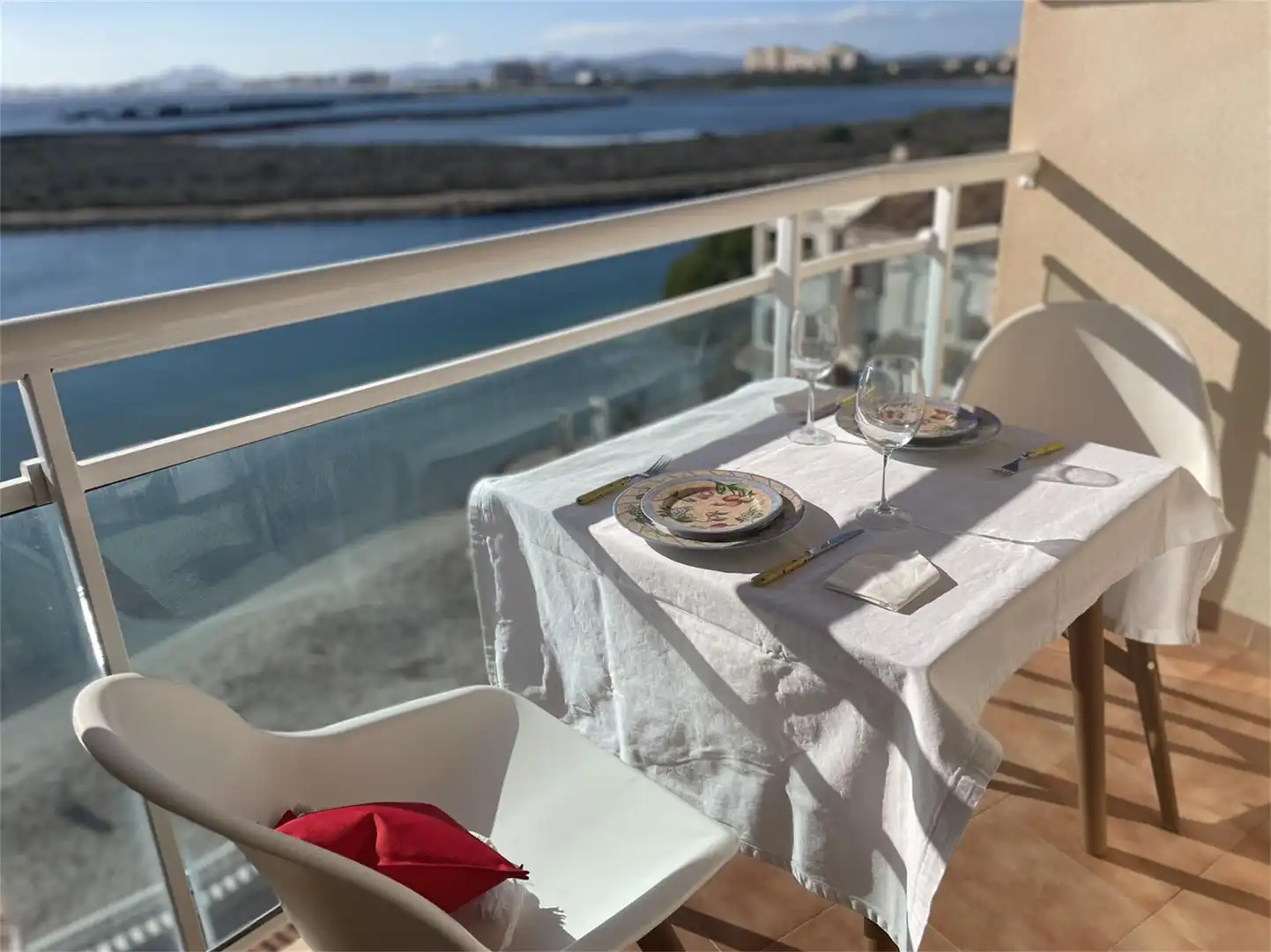 Apartament de lloguer a Calle L, 1a, Tomás Maestre Terrassa de Apartament de lloguer en La Manga del Mar Menor amb Terrassa i Balcó