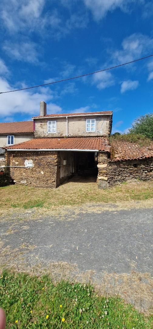 Exterior view of Single-family semi-detached for sale in O Pino   with Private garden