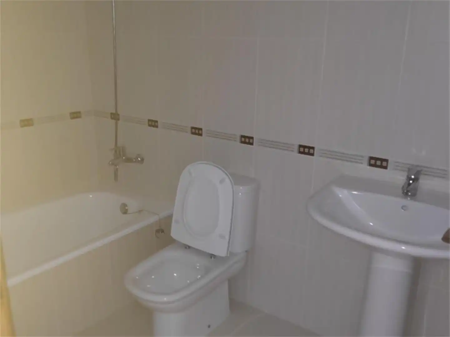 Pis en venda a Rúa Fonte Boa, 25, San Cibrao das Viñas Bany de Pis en venda en San Cibrao das Viñas amb Calefacció, Parquet i Traster