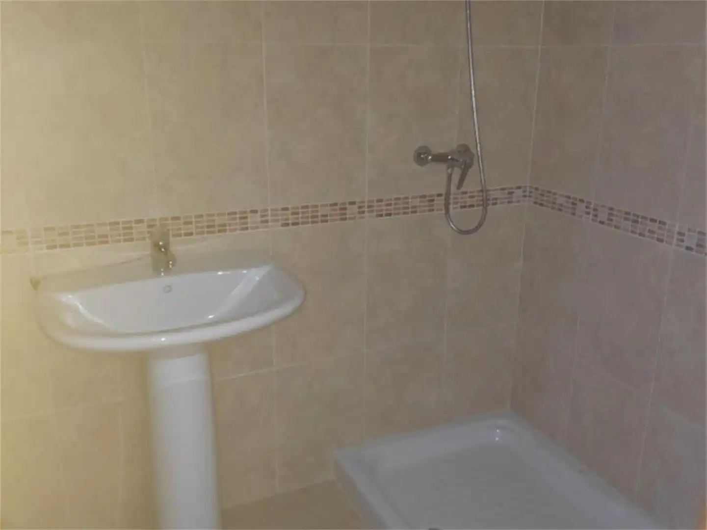 Pis en venda a Rúa Fonte Boa, 25, San Cibrao das Viñas Bany de Pis en venda en San Cibrao das Viñas amb Calefacció, Parquet i Traster