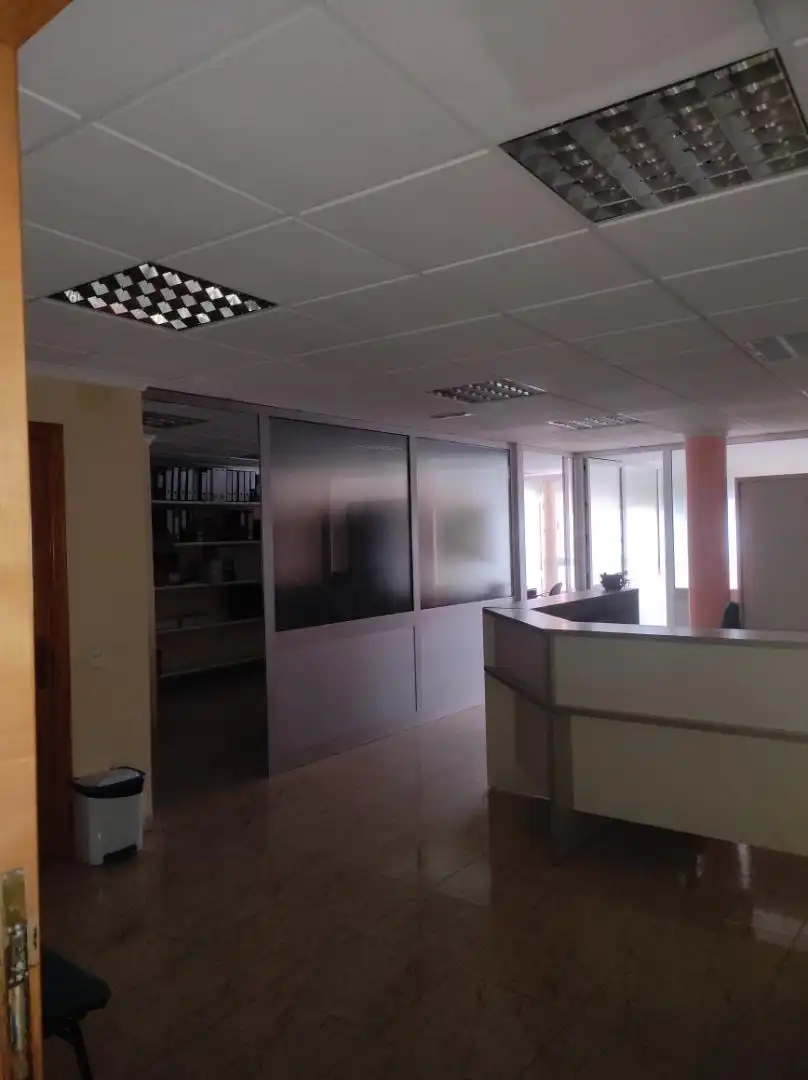 Oficina de alquiler en Santa Bàrbara