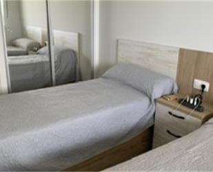 Bedroom of Apartment to rent in Foz  with Air Conditioner, Heating and Parquet flooring