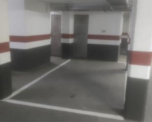 Garatge de lloguer a Avenida de Cataluña, 36, Arrabal Aparcament de Garatge de lloguer en Zaragoza Capital