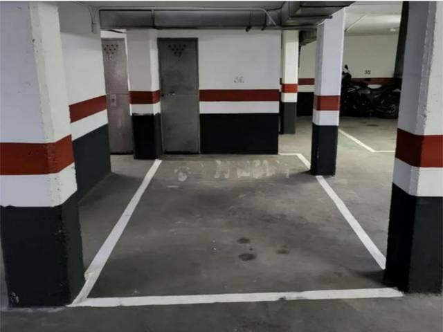 Garaje en Alquiler en Avenida de Cataluña, 36 en Arrabal