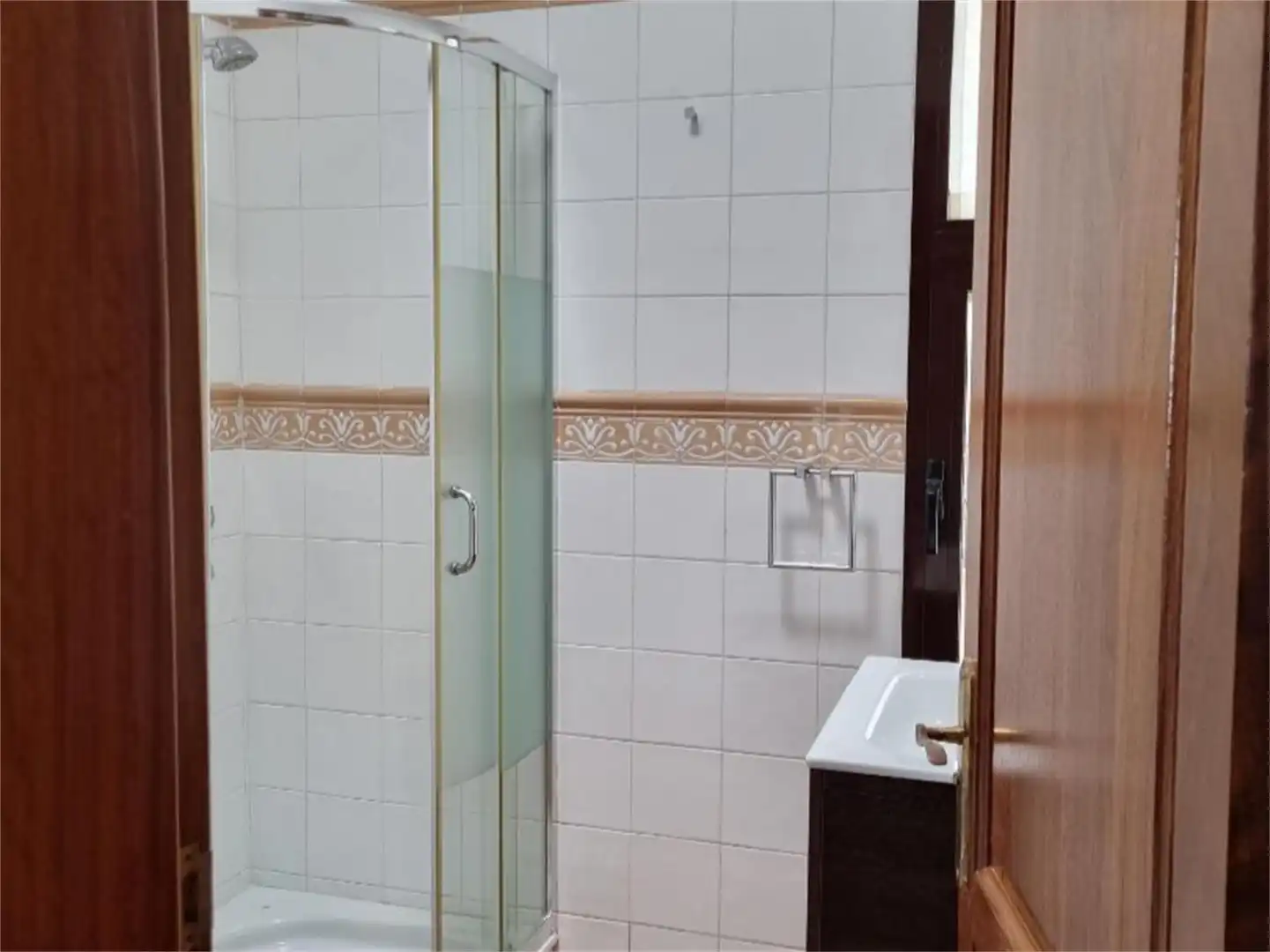 Casa o xalet en venda a Calle Noruega, 19, Playa Blanca Bany de Casa o xalet en venda en Yaiza amb Terrassa, Piscina i Balcó