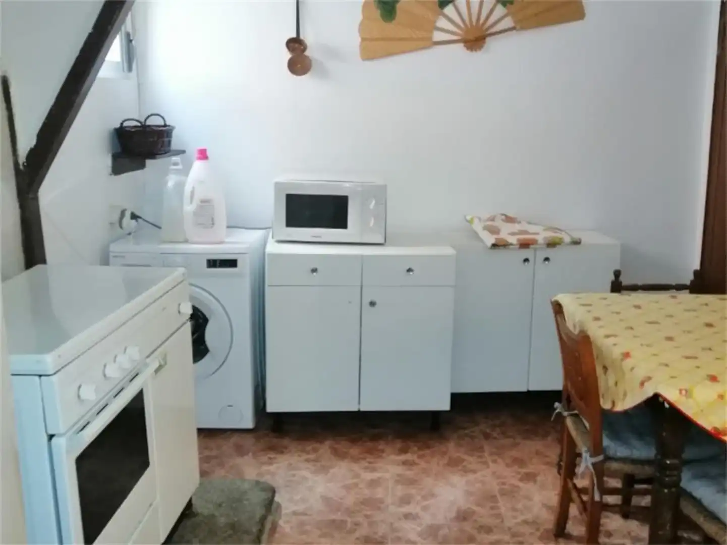 Casa adosada de alquiler en Calle del Sobradillo, 7, Villarejo del Valle Cocina de Casa adosada de alquiler en Villarejo del Valle con Amueblado
