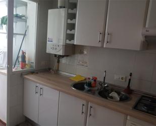 Kitchen of Flat for sale in Santa Cruz de Mudela  with Air Conditioner, Terrace and Balcony