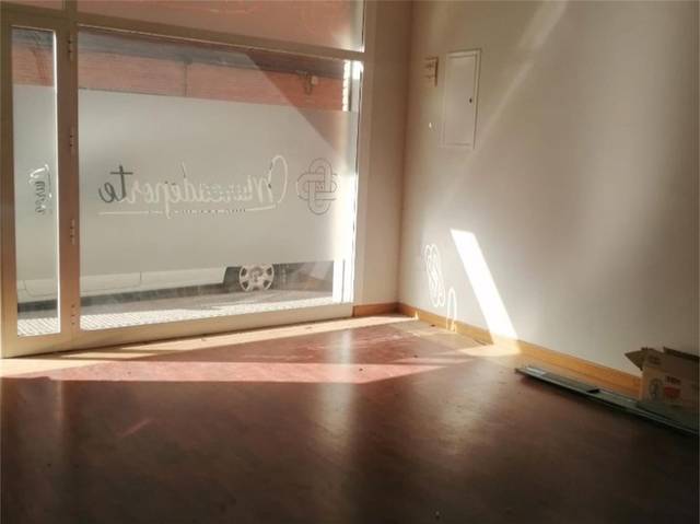 Oficina en Alquiler en Calle Quinto Centenario, 6 en Zarandona