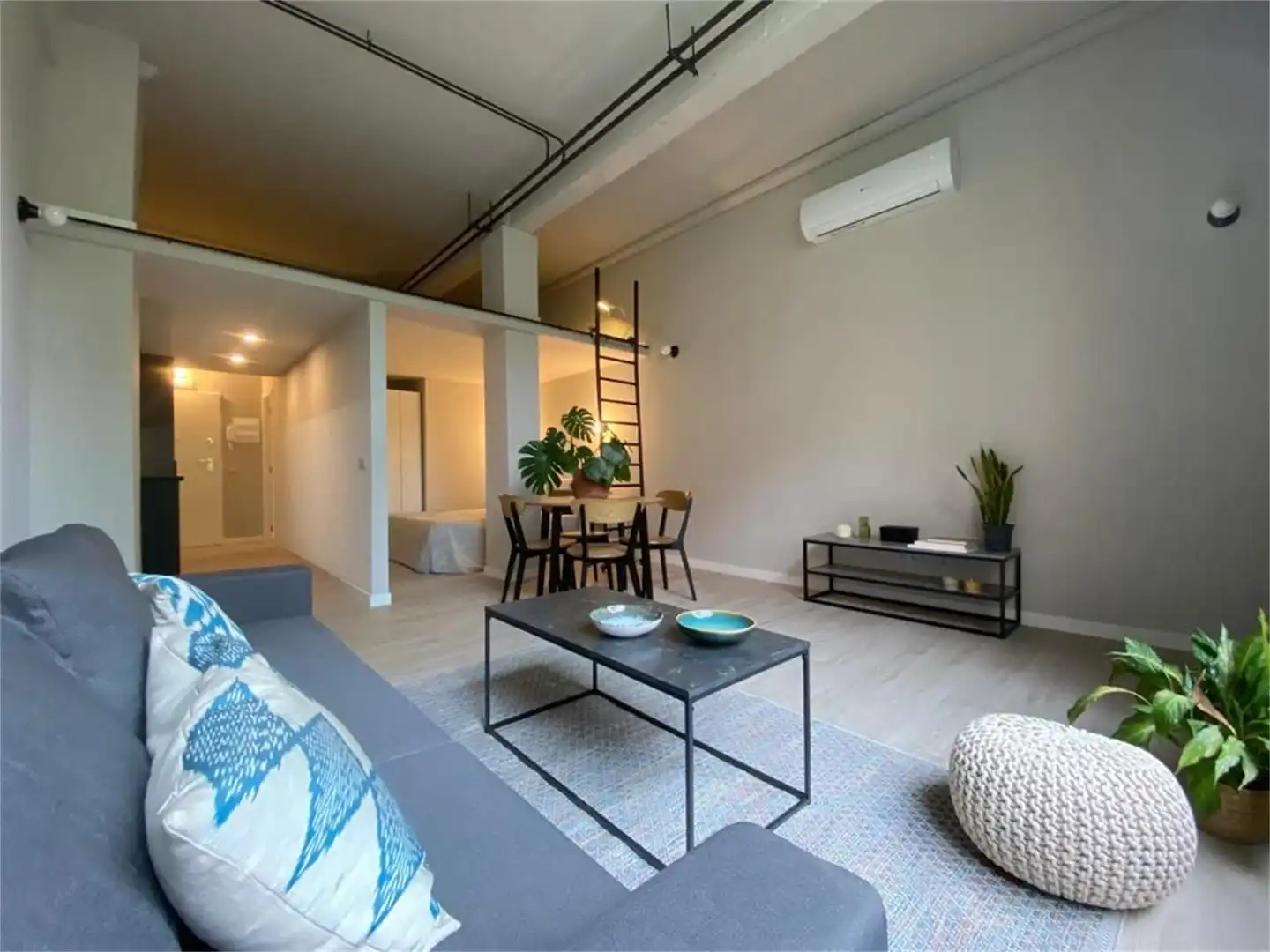 Flat for rent in Calle Neguilla, 4, Puerta del Ángel Living room of Flat for rent in Madrid Capital with Air Conditioner