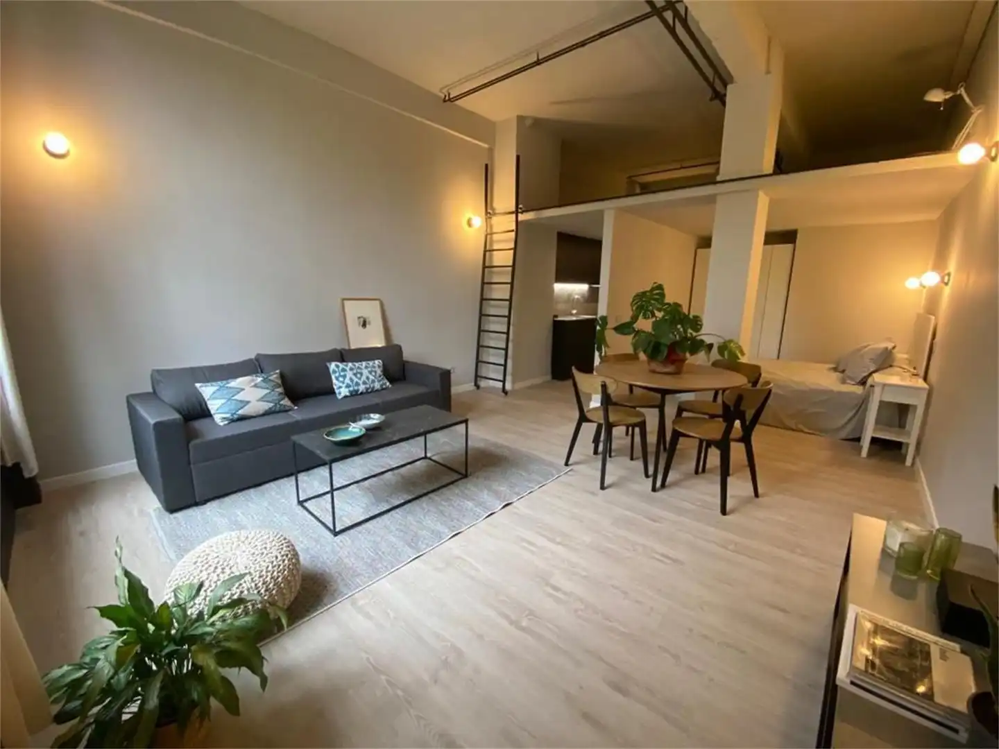 Flat for rent in Calle Neguilla, 4, Puerta del Ángel Living room of Flat for rent in Madrid Capital with Air Conditioner