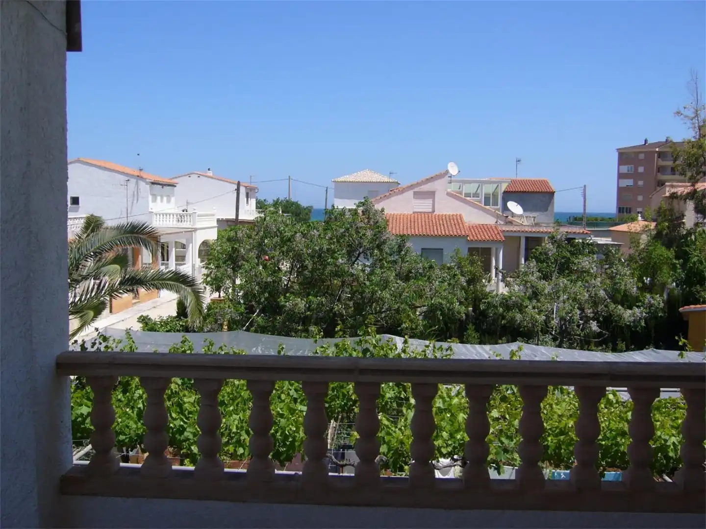 Terraza de Casa o chalet de alquiler en Oliva con Jardín privado, Terraza y Amueblado