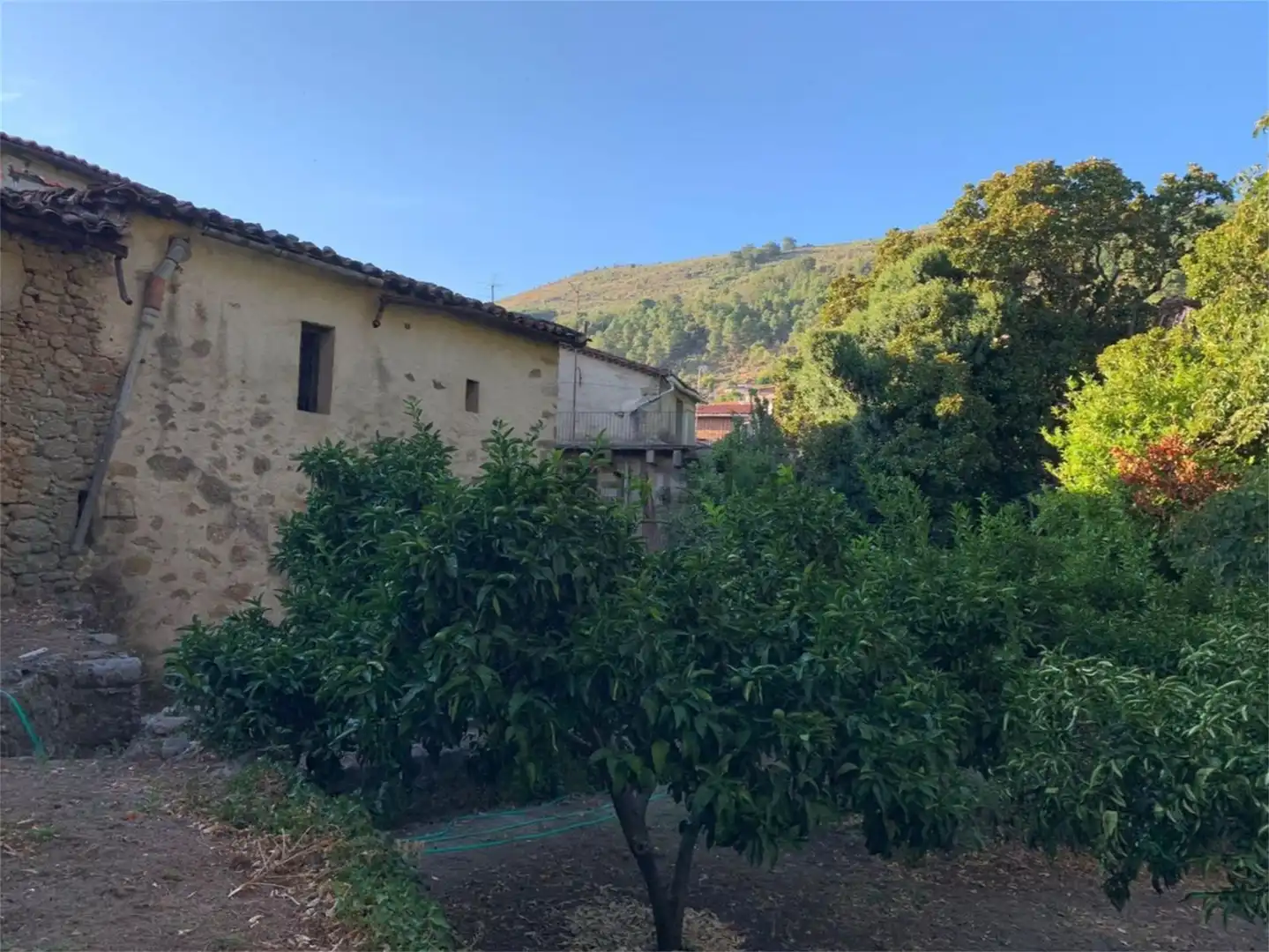 Finca rústica en venta en Calle de Pedro Hontiveros, 5, Gata Vista exterior de Finca rústica en venta en Gata con Jardín privado, Terraza y Balcón