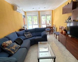 Sala d'estar de Pis en venda en Granollers amb Aire condicionat, Terrassa i Balcó