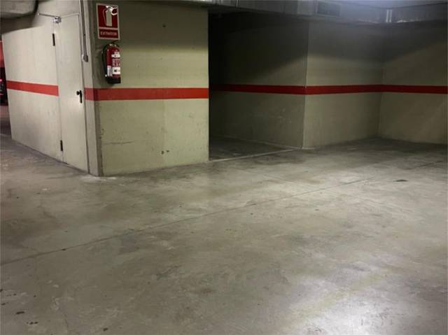 Garaje en Alquiler en Passatge Posoltega, 1X en El Bon Pastor