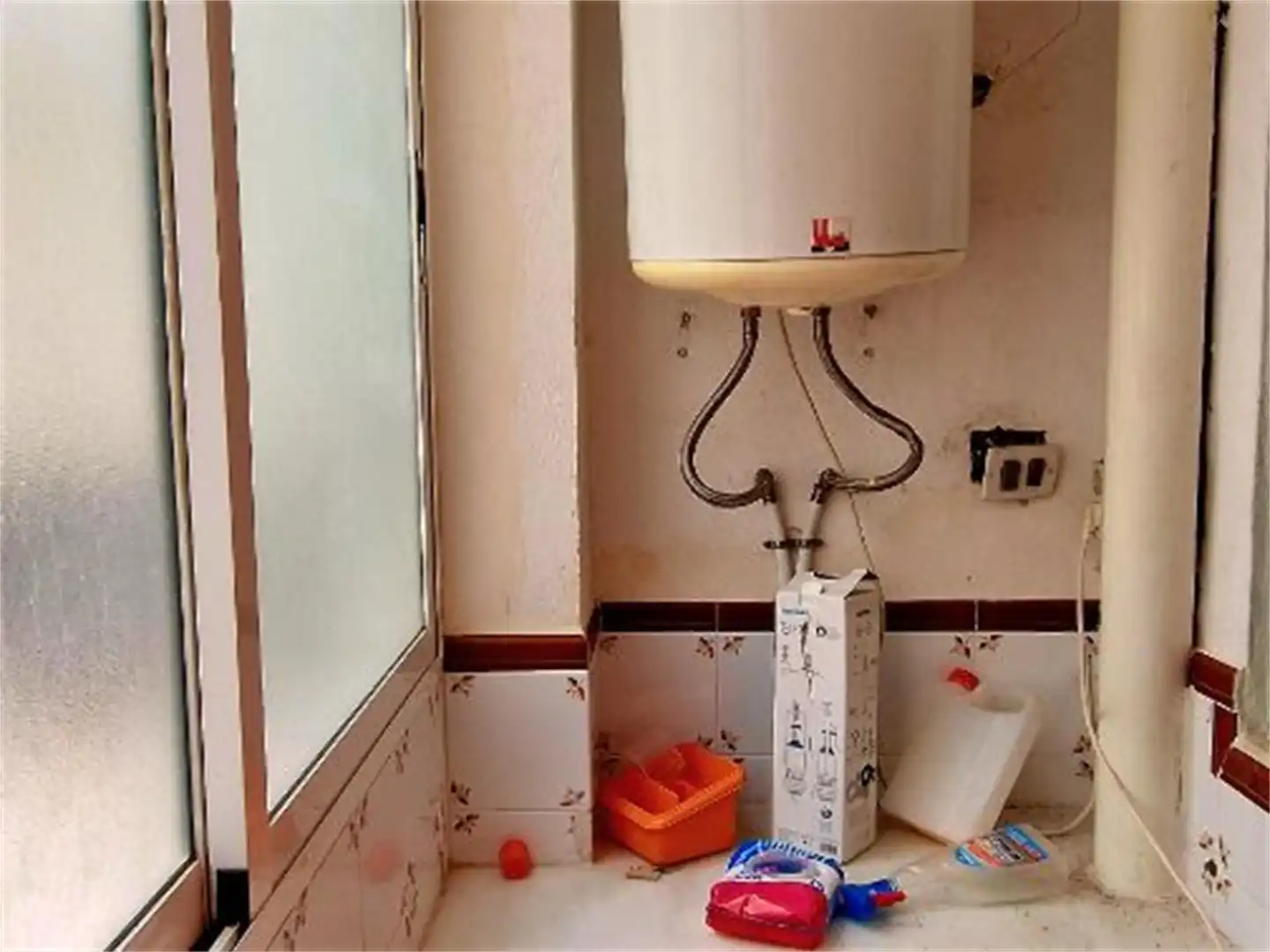 Bathroom of Flat for sale in Daimús  with Air Conditioner and Balcony