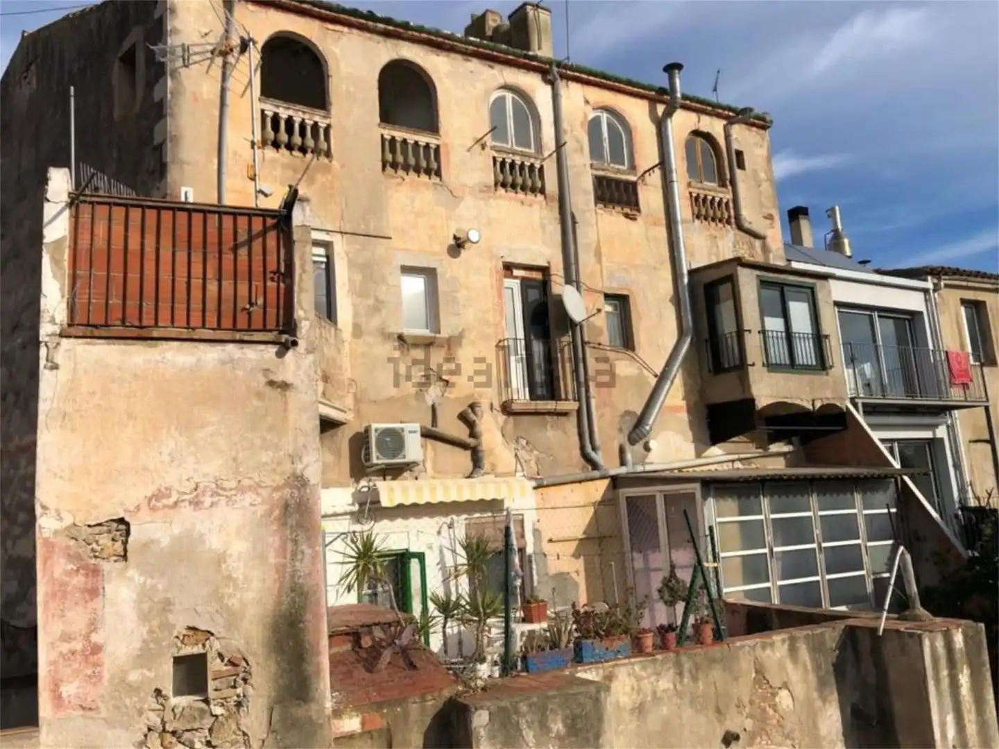 Vista exterior de Finca rústica en venda en Pont de Molins amb Jardí privat