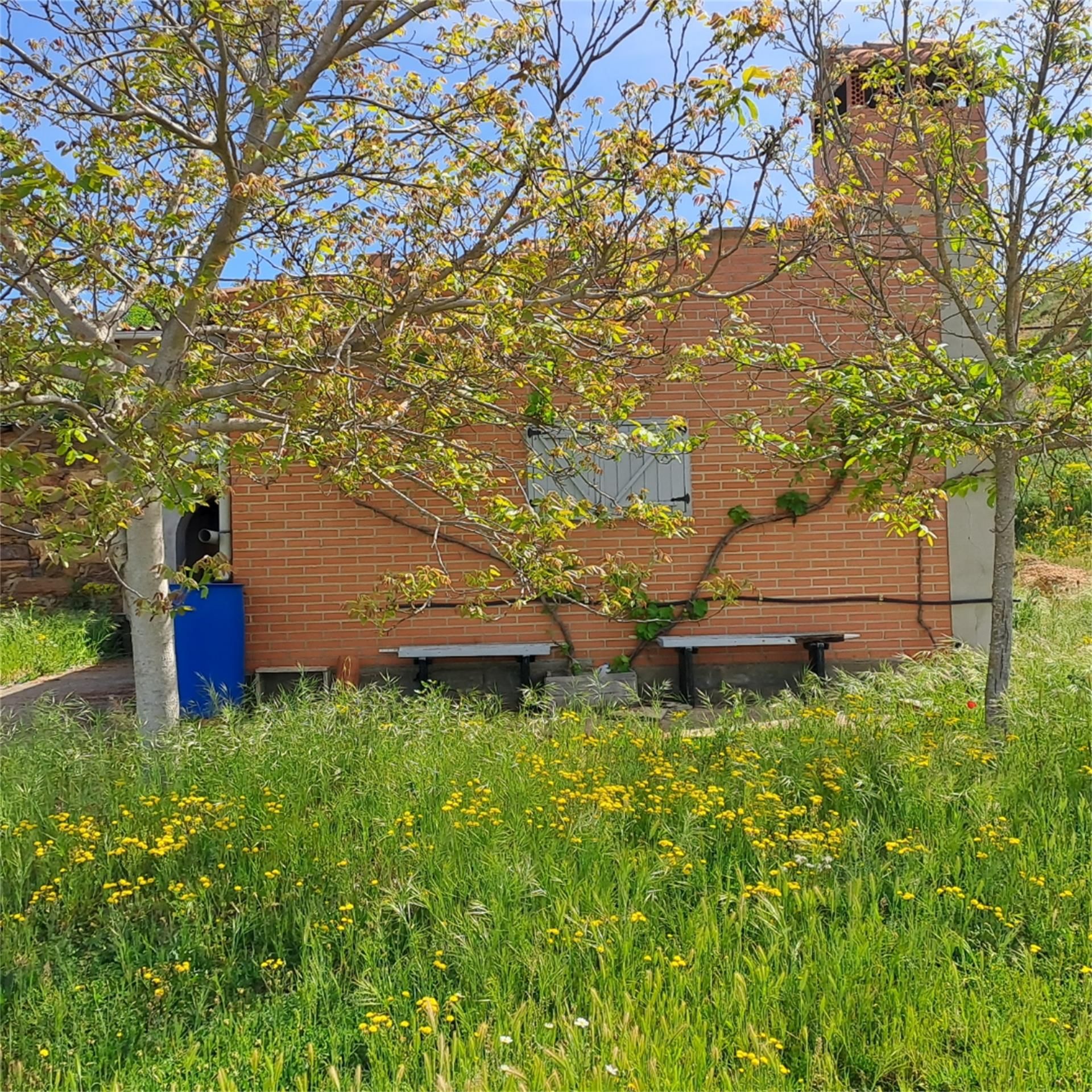 Vista exterior de Finca rústica en venda en Pozuelo del Páramo amb Moblat