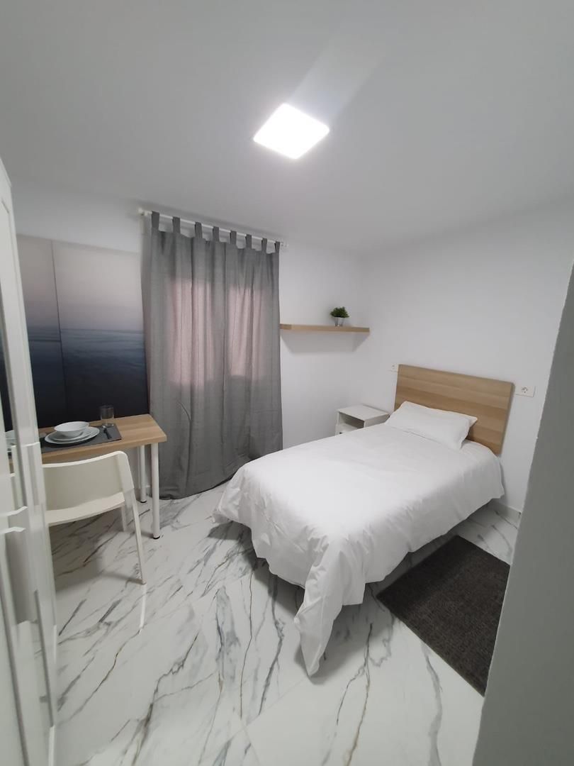 Flat to share in Calle Lastre, 17, Castillo del Romeral - Juan Grande