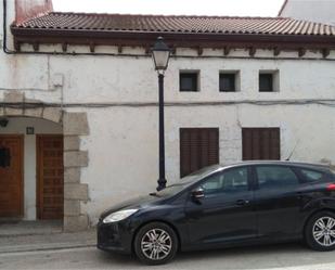 Exterior view of Single-family semi-detached for sale in Rascafría  with Private garden