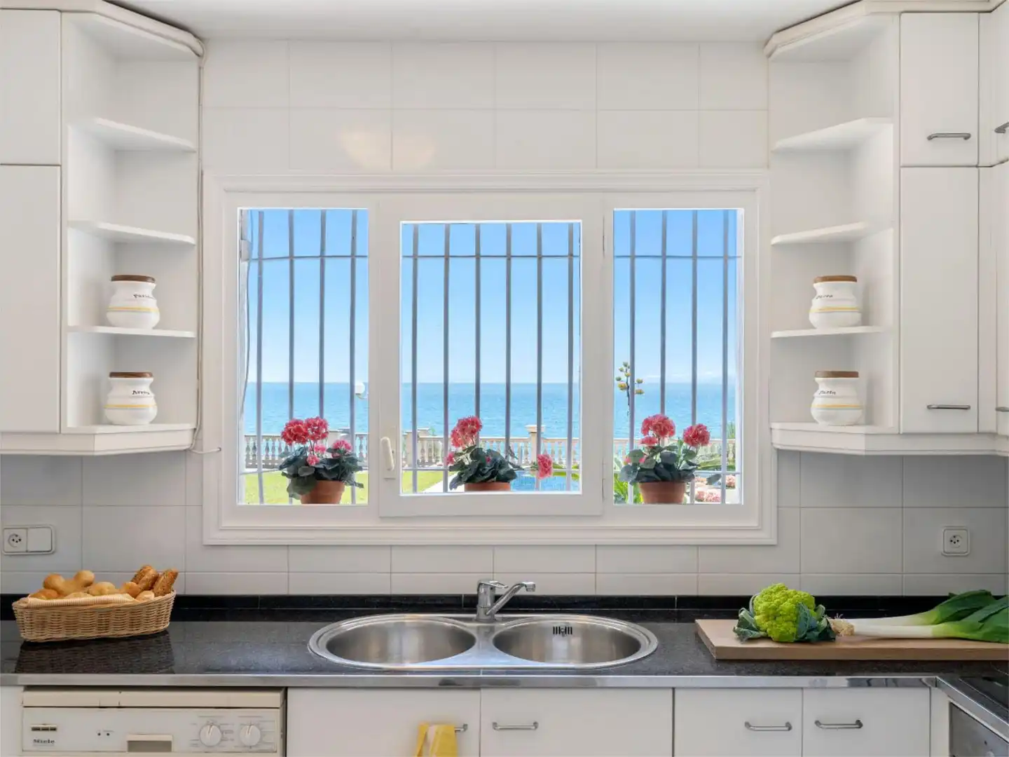 Piso en venta en Carrer del Baró de la Tournelle, 5, Pla de Maset - Cap de Salou Cocina de Piso en venta en Salou con Aire acondicionado, Calefacción y Jardín privado