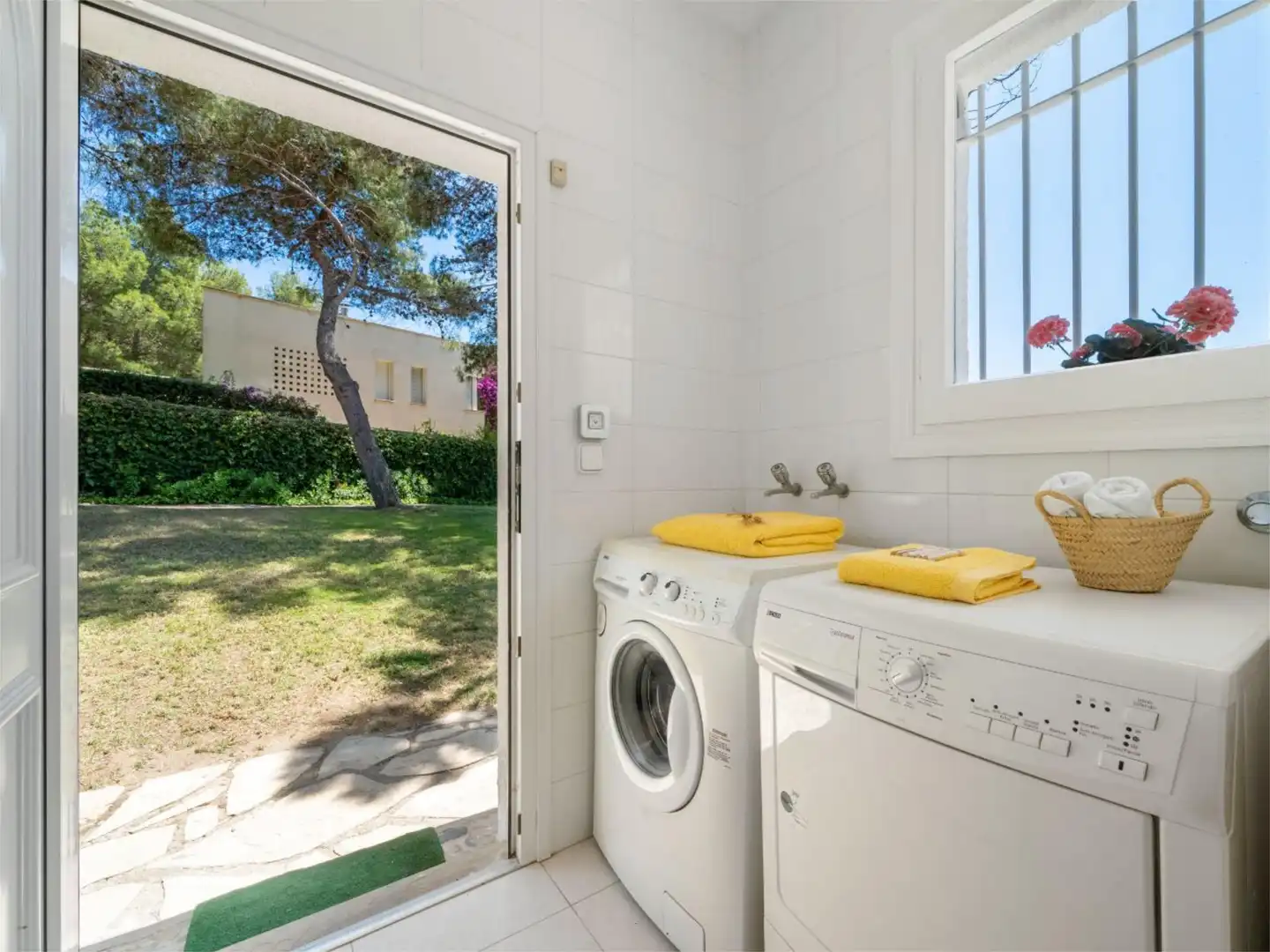 Piso en venta en Carrer del Baró de la Tournelle, 5, Pla de Maset - Cap de Salou Jardín de Piso en venta en Salou con Aire acondicionado, Calefacción y Jardín privado