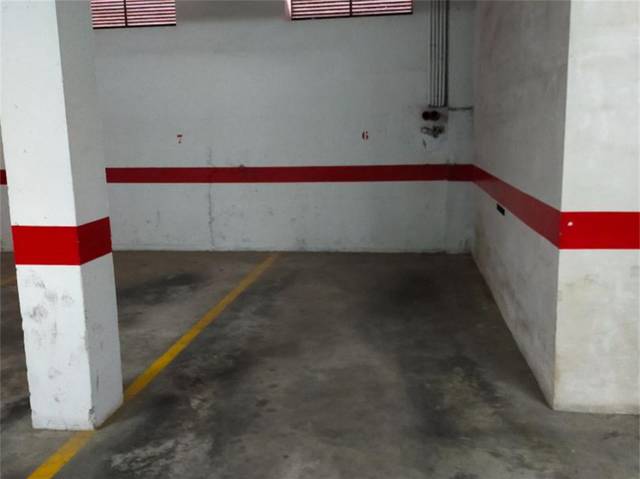 Garaje en Venta en Calle Diagonal, 1 en Los Ángeles