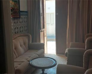 Sala d'estar de Casa adosada en venda en Nerva