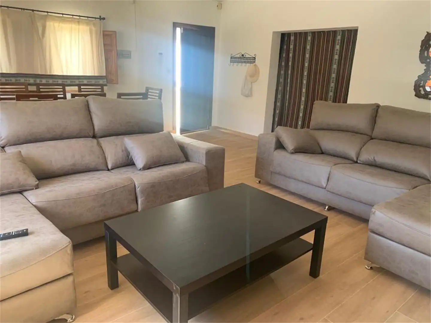 Sala d'estar de Casa o xalet en venda en Órgiva amb Piscina i Balcó