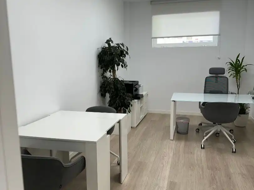 Office for rent in L'Alfàs del Pi  with Air Conditioner, Heating and Furnished