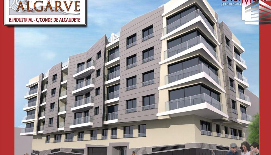 Foto 1 de Piso en venta en Calle Conde de Alcaudete, 13, El Industrial, Melilla