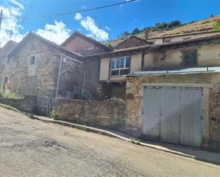 Vista exterior de Finca rústica en venda en Sena de Luna amb Traster