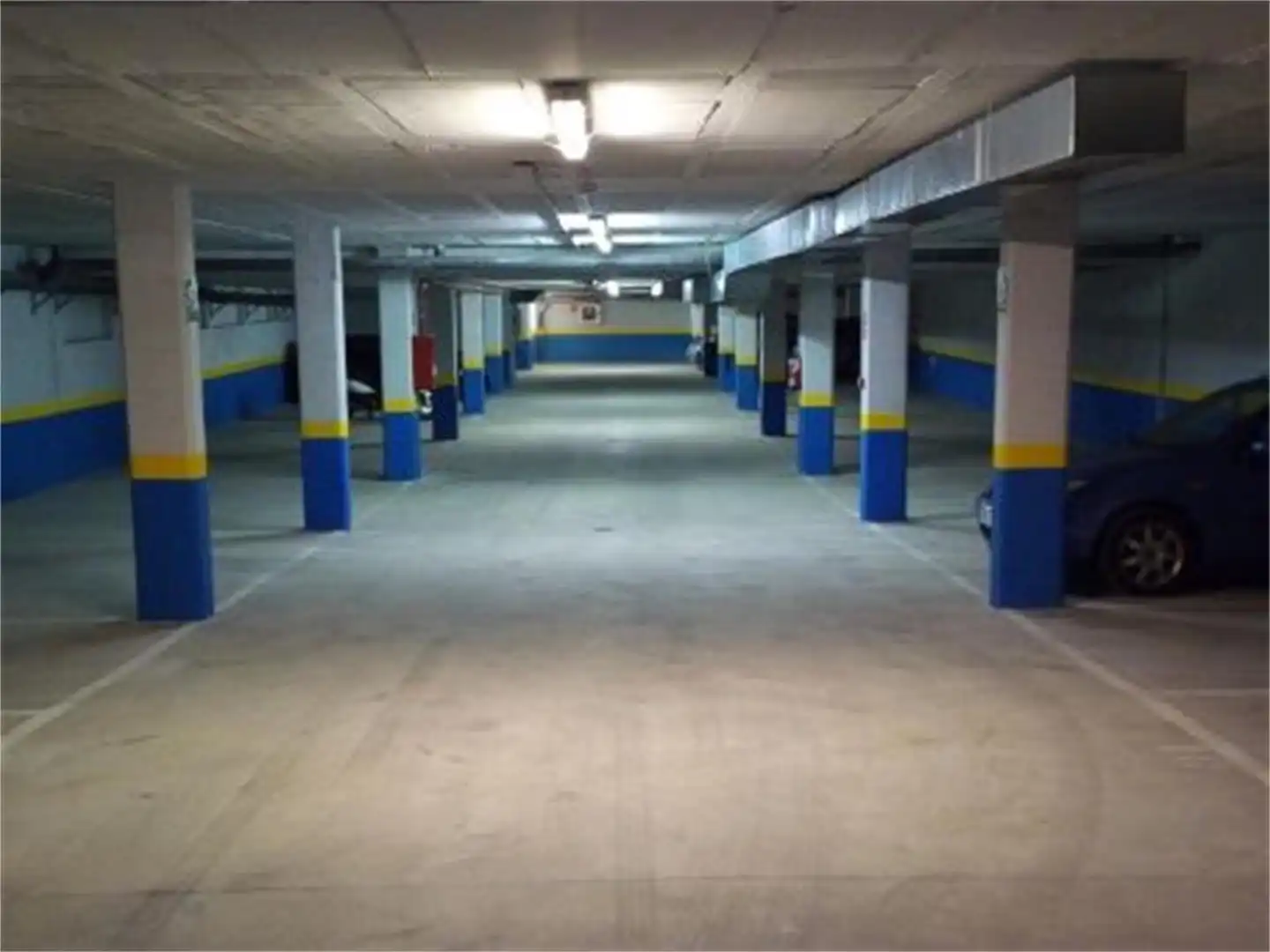 Garatge de lloguer a Avenida Concepción Arenal, 61, Las Cañas Aparcament de Garatge de lloguer en Guadalajara