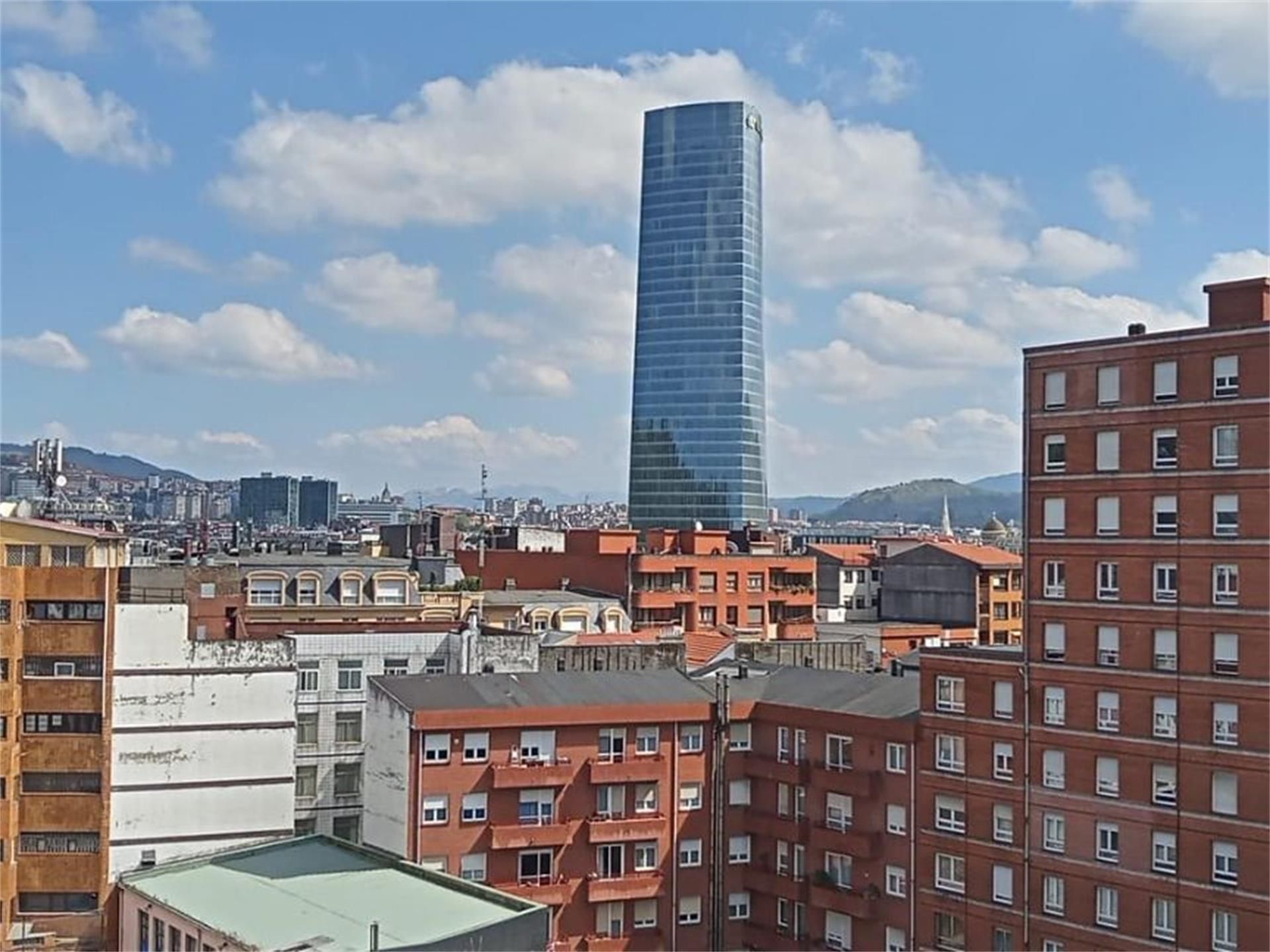 Exterior view of Office for sale in Bilbao 