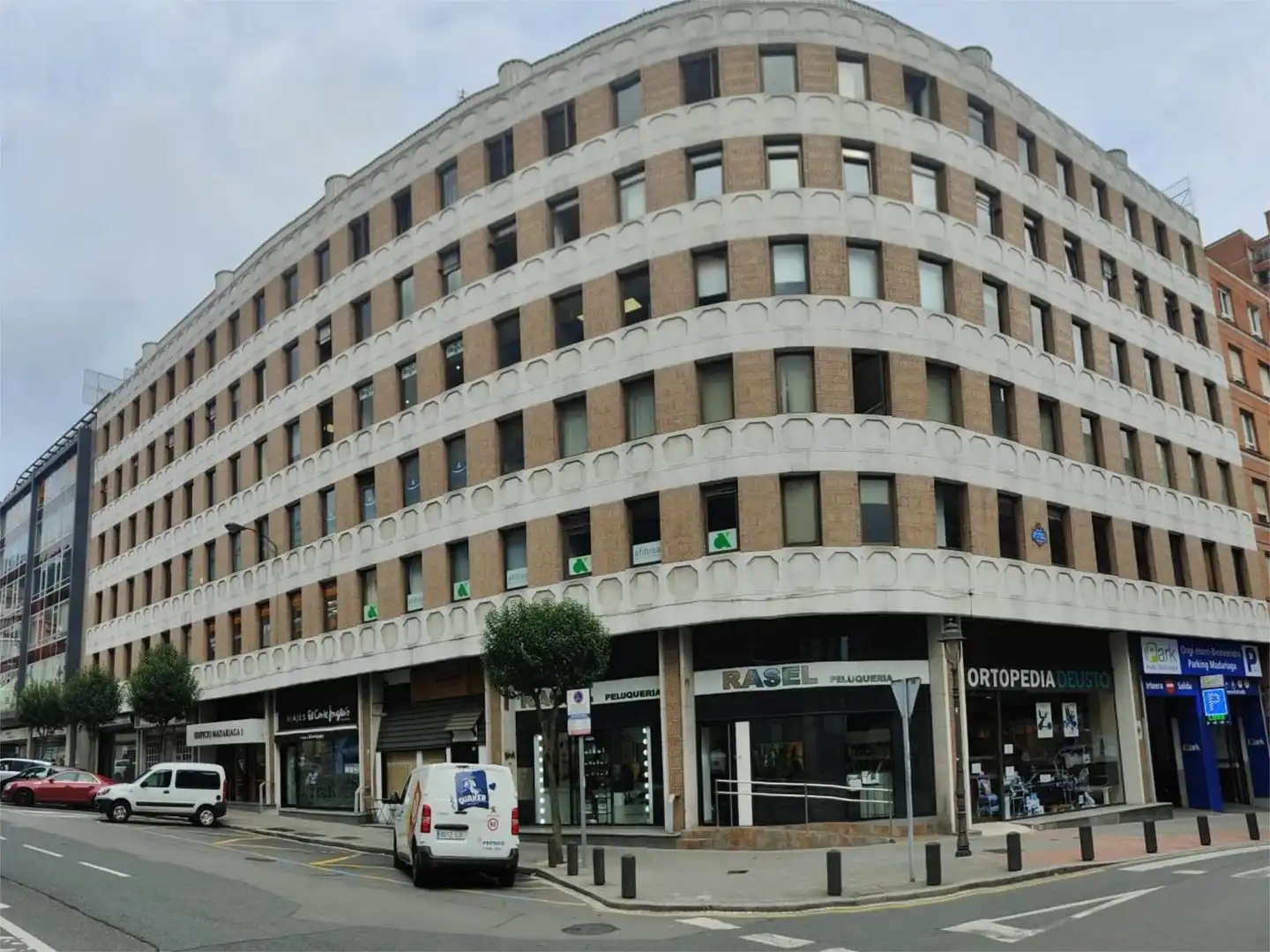 Vista exterior de Oficina en venta en Bilbao 