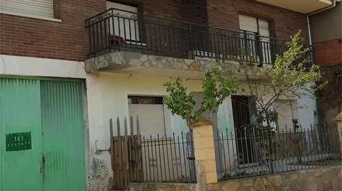 Foto 2 de Casa adosada en venta en Calle Calzada Congost, 103, Ayoó de Vidriales, Zamora